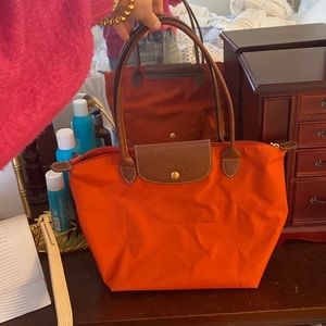 Poppy orange Longchamp purse